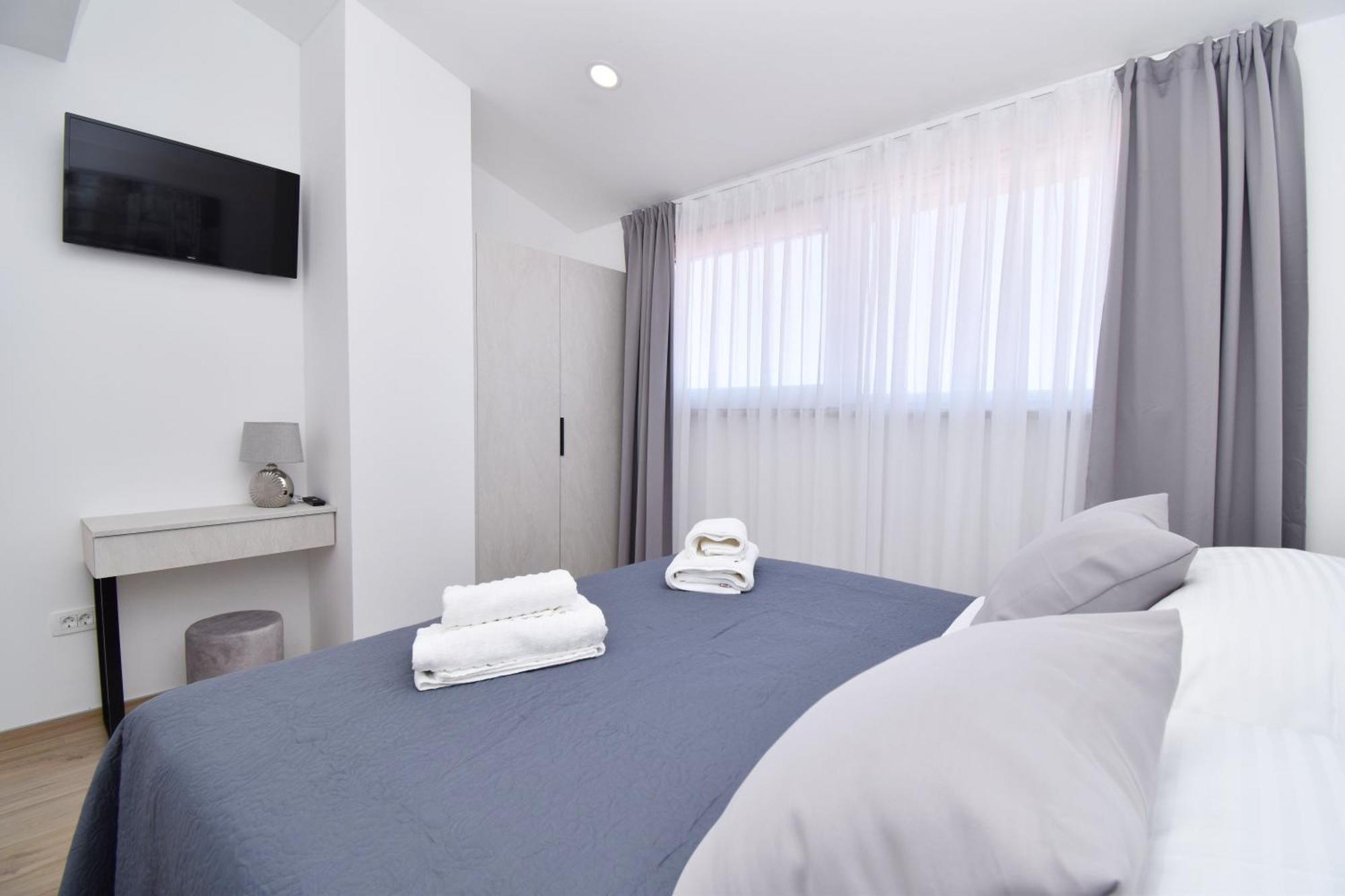 Luxury Apartments Luna Tucepi Exterior photo
